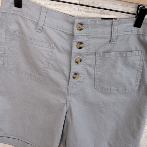 LEE Relax Fit High Rise Shorts - Picture 4 of 5